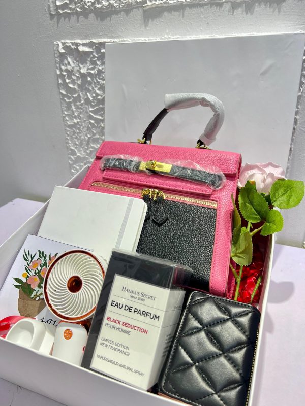 Gift Package for HER 009